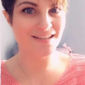 Meet your Posher, Adrianne